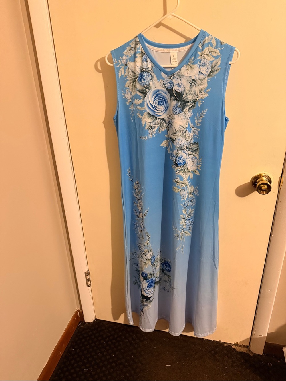 Elegant blue rose sleeveless maxi dress